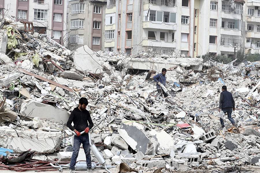 Depremzede Çocuklar Sağlıklı Şehirlere Nakledildi