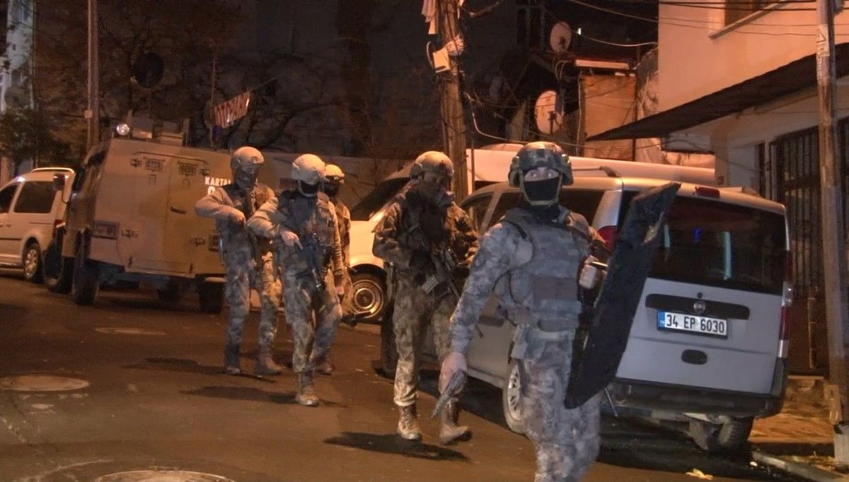 İstanbul'da uyuşturucu tacirlerine yönelik eş zamanlı operasyon