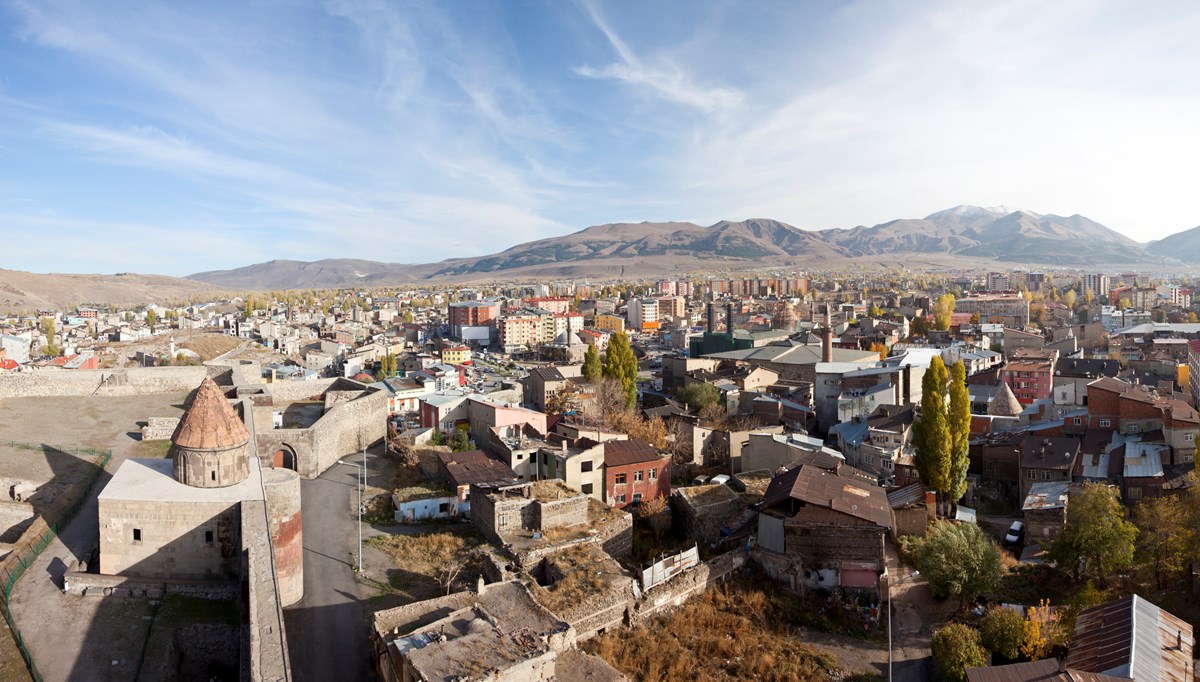 Erzurum'da narkotik timleri uyuşturucu tacirlerine göz açtırmıyor