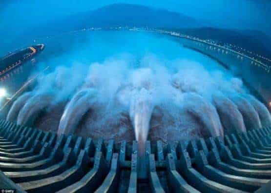 dünyanın en büyük barajı